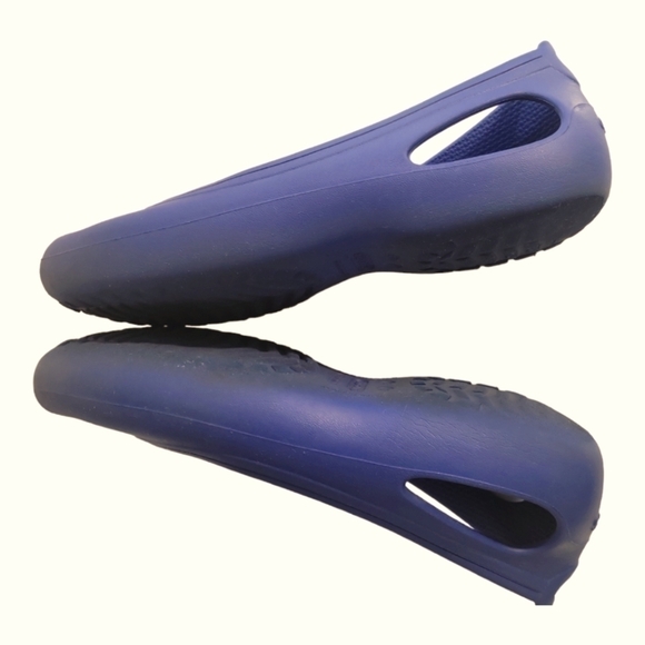 Crocs Big Girls Kadee Ballet Cut Out Comfort Flats Sz J5 - Picture 6 of 13